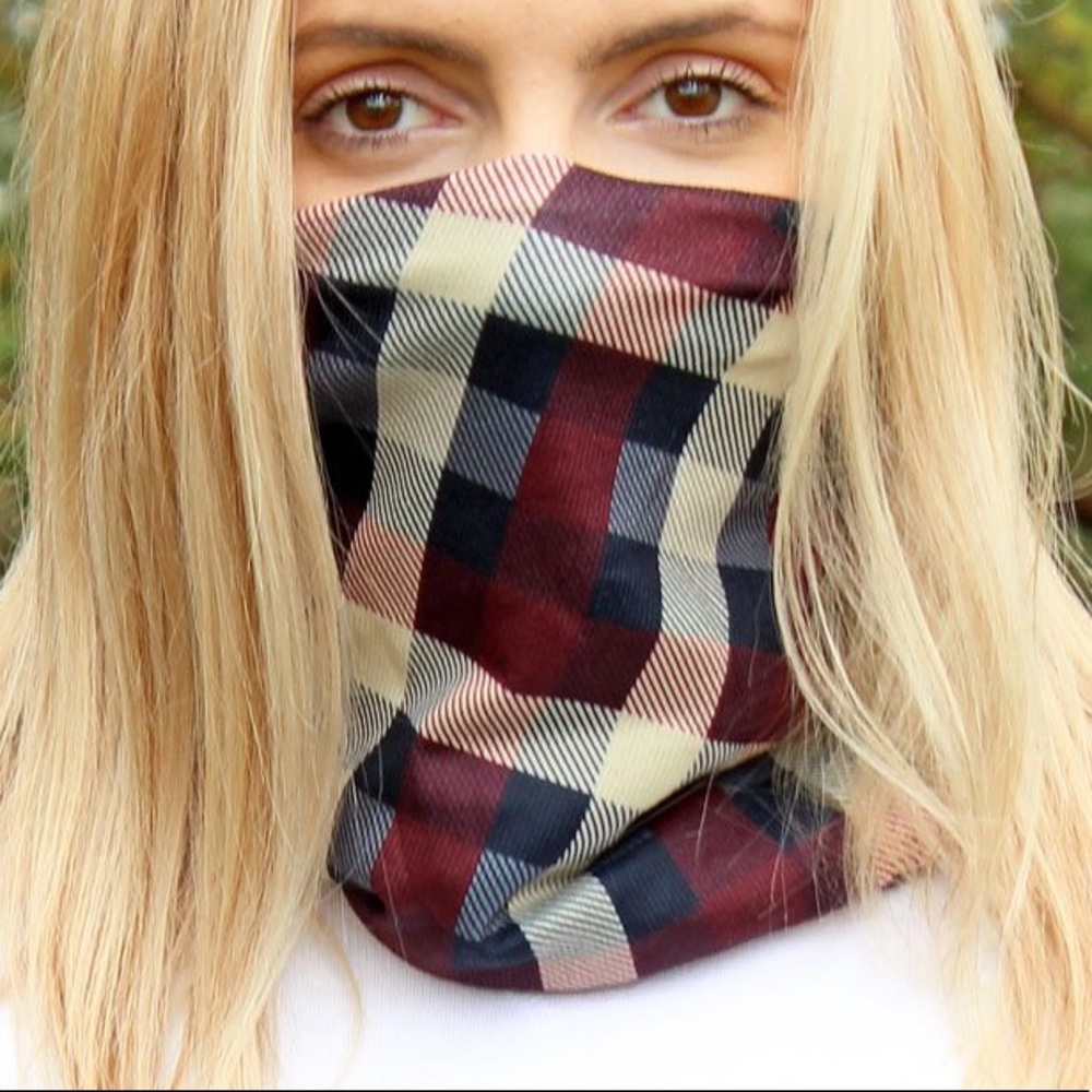 BURGUNDY CHECKERBOARD FACE MASK NECK GAITER